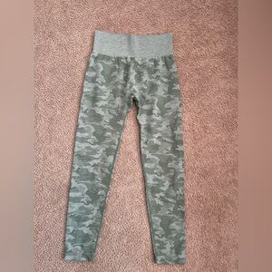 Camo Print High-Waisted Leggings